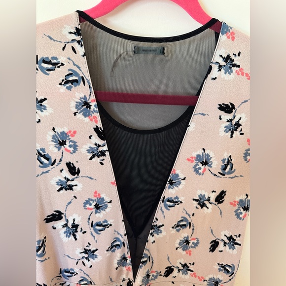 Kimchi Blue Urban Outfitters pink and black floral mesh dress size Large - Picture 6 of 8